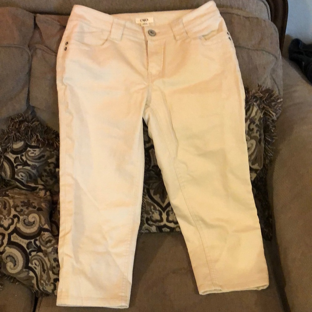 Cute Cato size 6 Capri